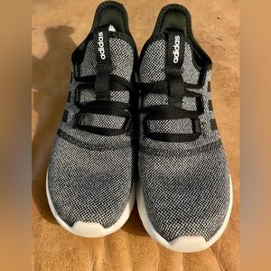 Adidas Cloudfoam Pure 2.0 Women’s Walking Shoes Sneakers, size 7